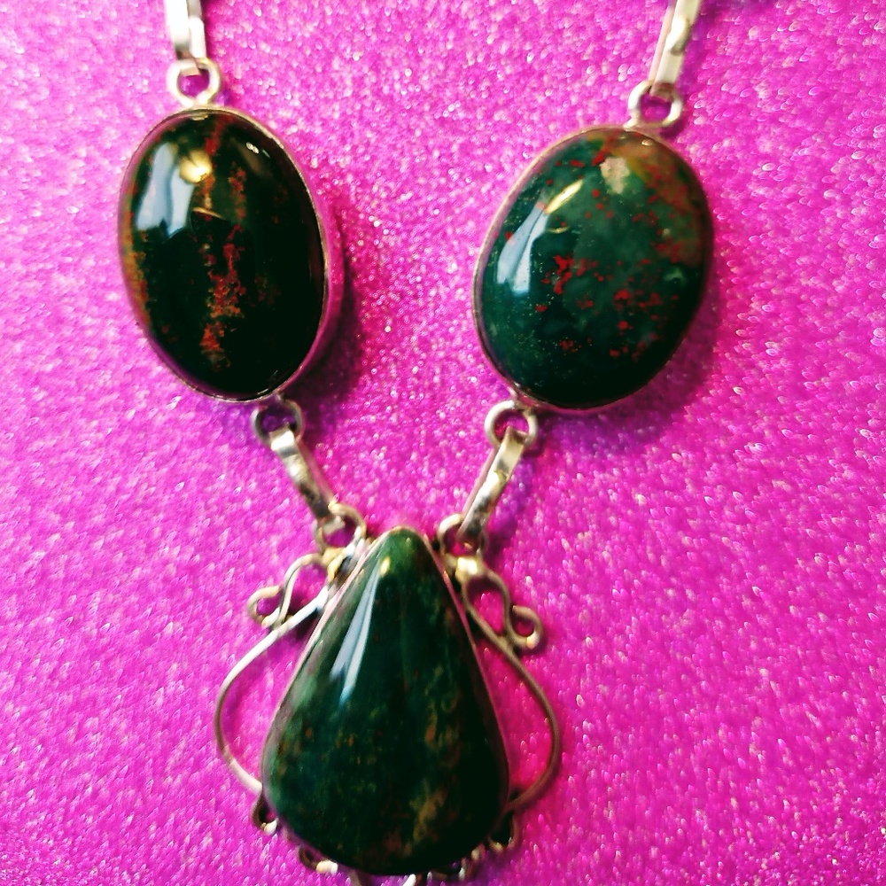 NEW NO Tags Handmade Bloodstone necklace, Semi- Precious